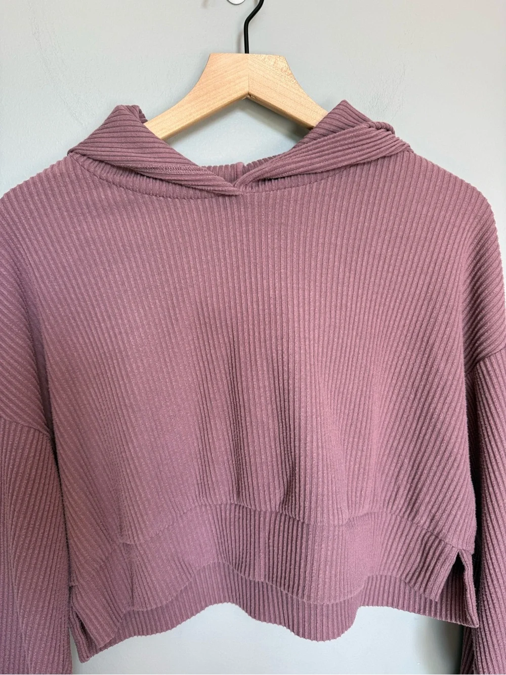Alo Yoga Muse Ribbed Cropped Hoodie Mauve Size Small